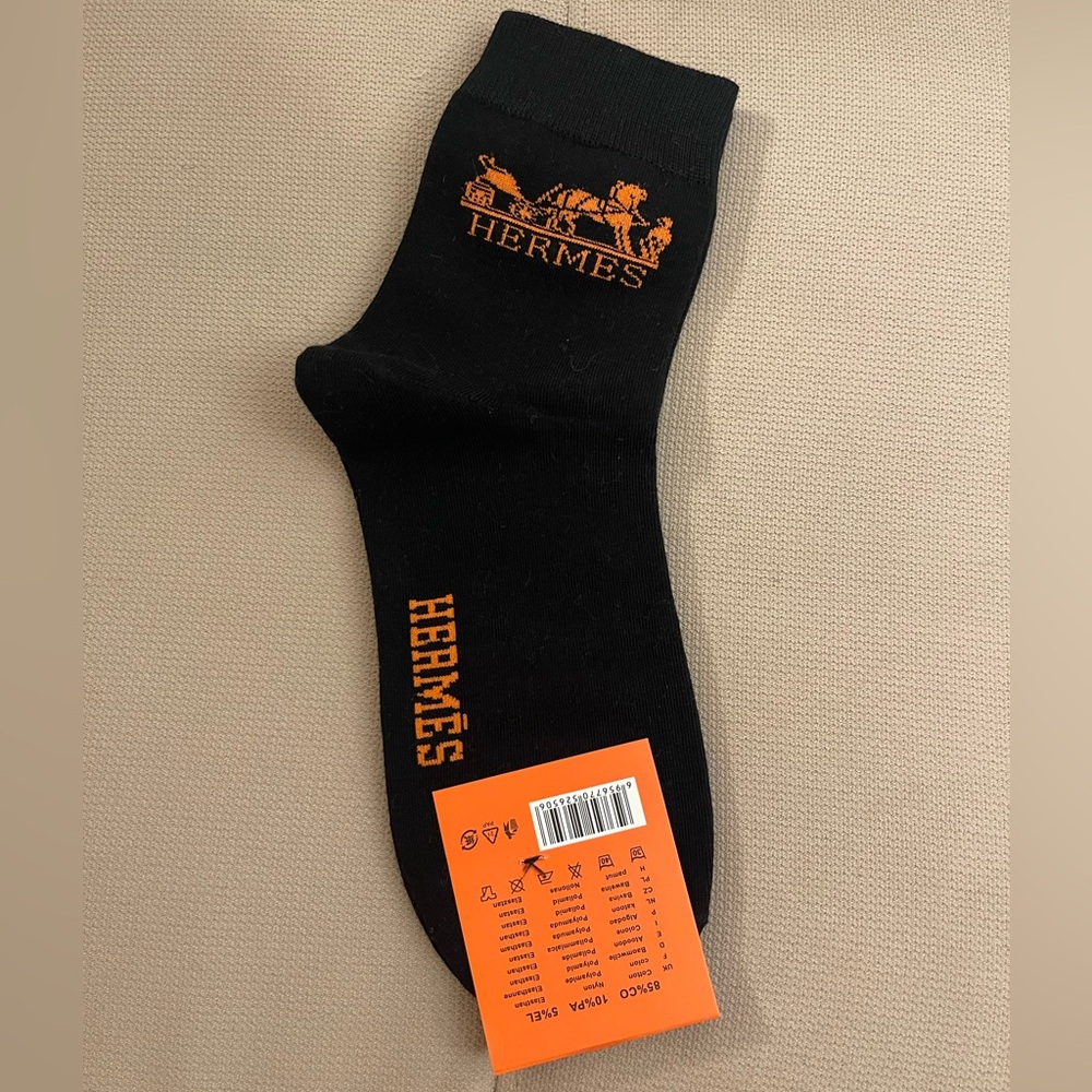 Classic Equestrian Graphic Cotton Blend Socks – Sleek Black & Orange - Picture 2 of 3
